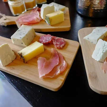 ベッド・アンド・ブレックファスト Cerf'titude