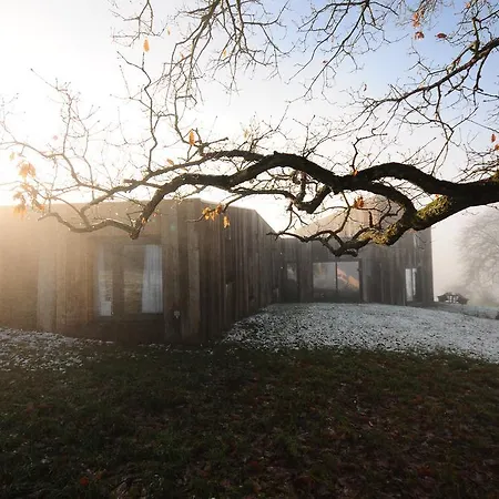 ベッド・アンド・ブレックファスト Cerf'titude 4*