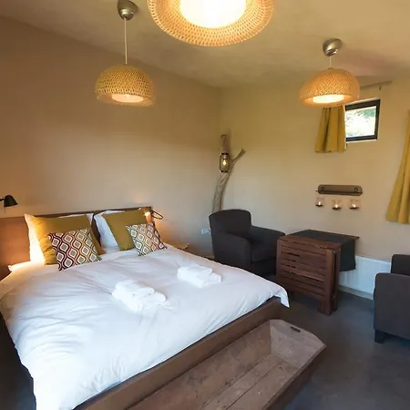 ベッド・アンド・ブレックファスト Cerf'titude 4*