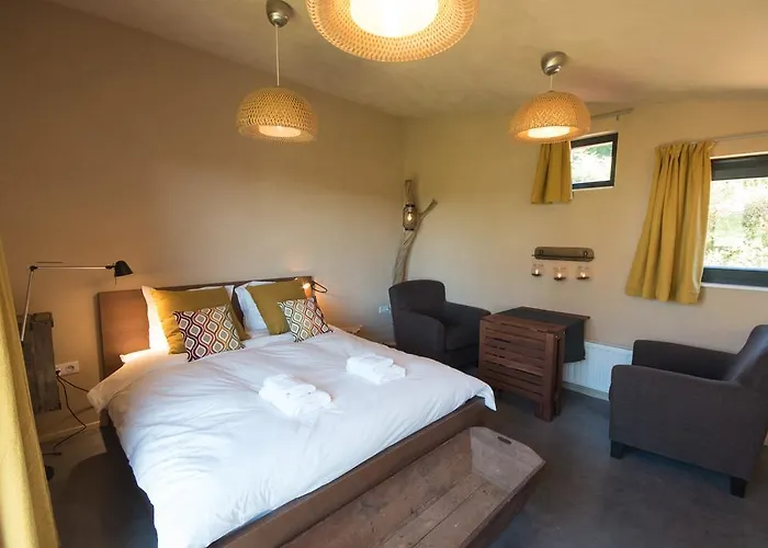 Bed & Breakfast Cerf'titude 4*